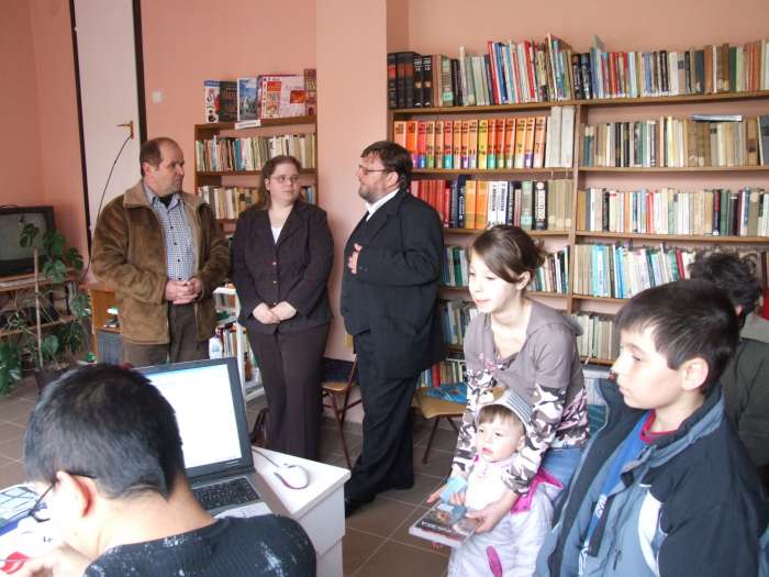 2008.03.19. Alsórajki könyvtár nyitás 19.jpg